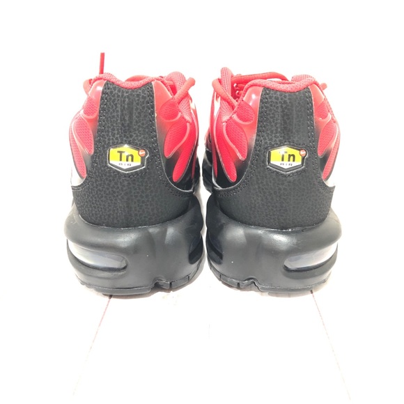 🔴SOLD🔴Nike Air Max Plus TN Tuned UNIVERSITY Red - Picture 4 of 11